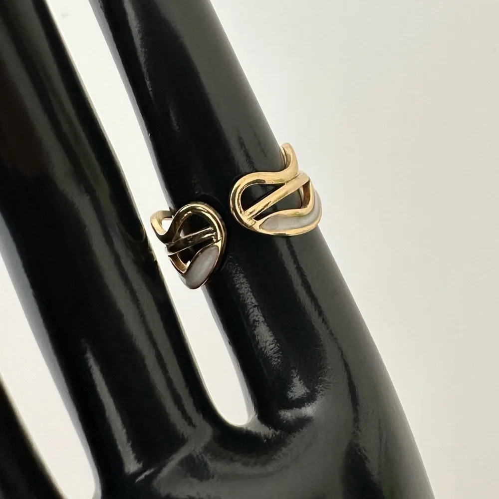 Gold Wave Ring